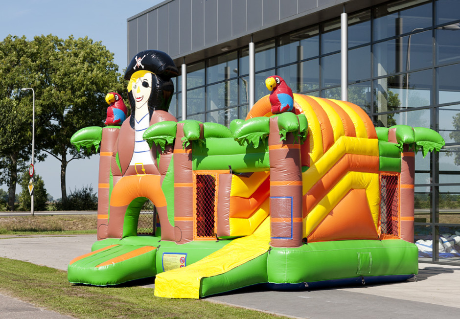 Location jeu gonflable multiplay pirates Location jeu gonflable multiplay pirates